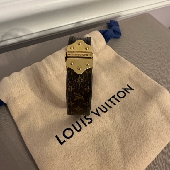 Louis Vuitton leather bracelet - Picture 4 of 4